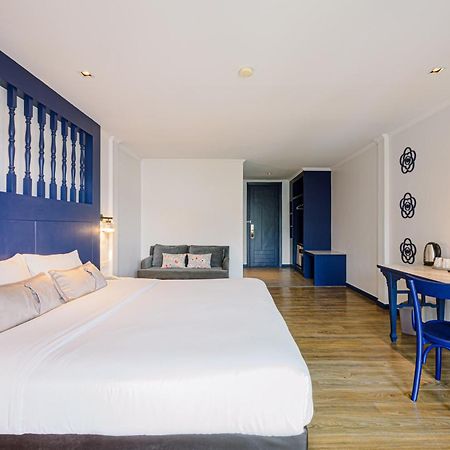 Bhukitta Boutique Hotel Phuket Town Exterior foto