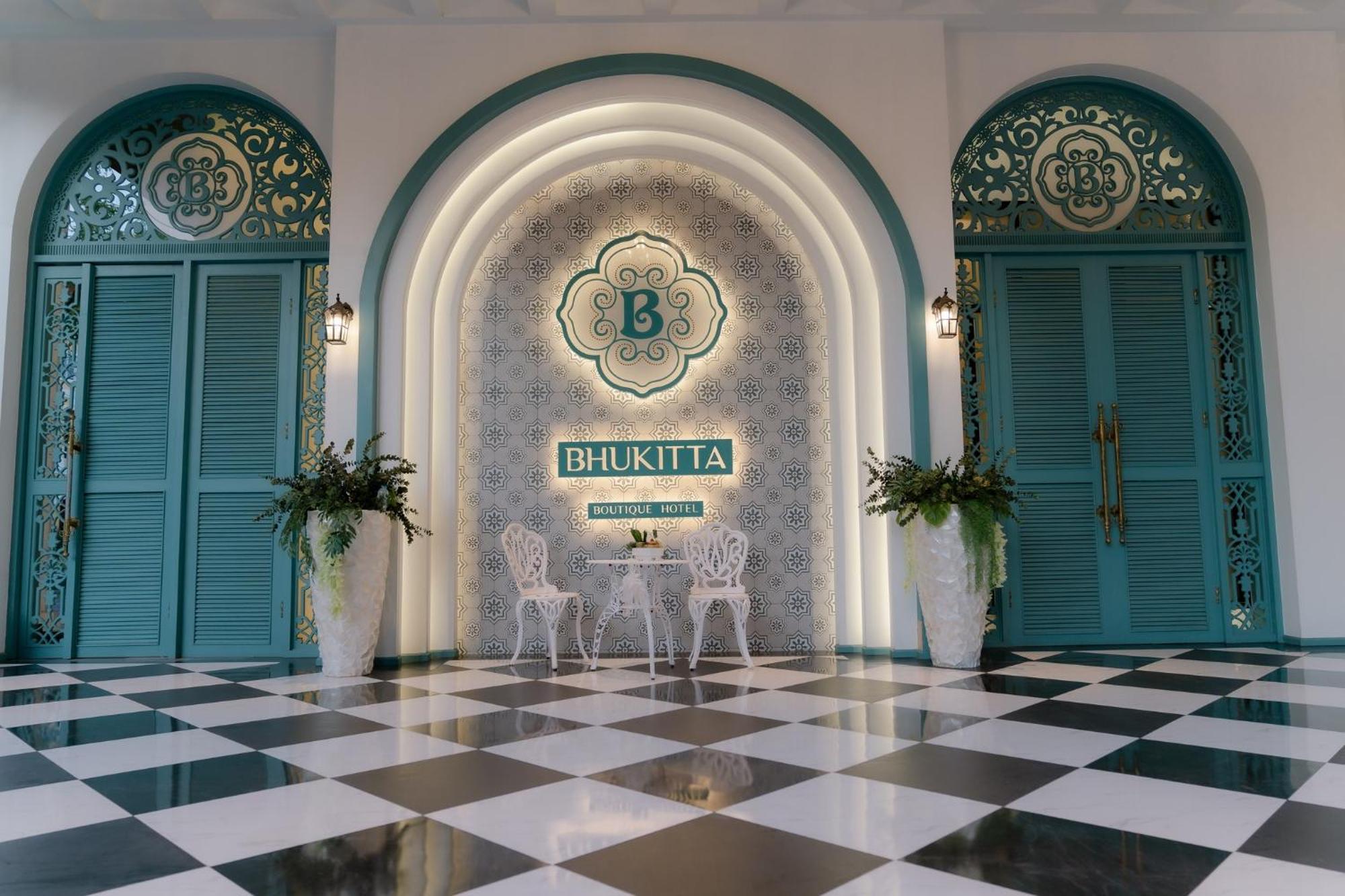 Bhukitta Boutique Hotel Phuket Town Exterior foto